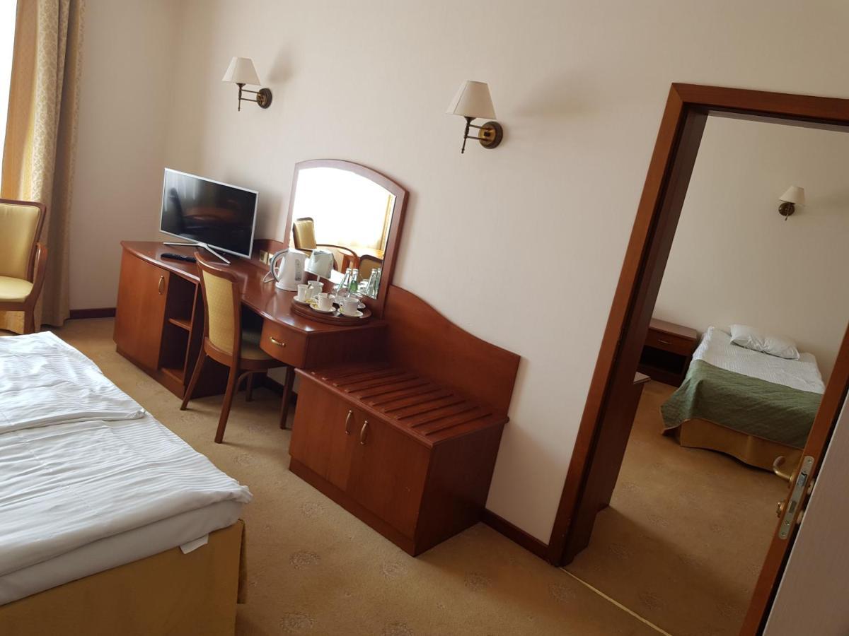 קרקוב Hotel Sympozjum & Spa מראה חיצוני תמונה