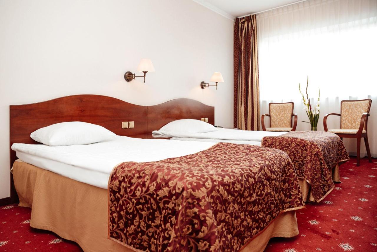 קרקוב Hotel Sympozjum & Spa מראה חיצוני תמונה