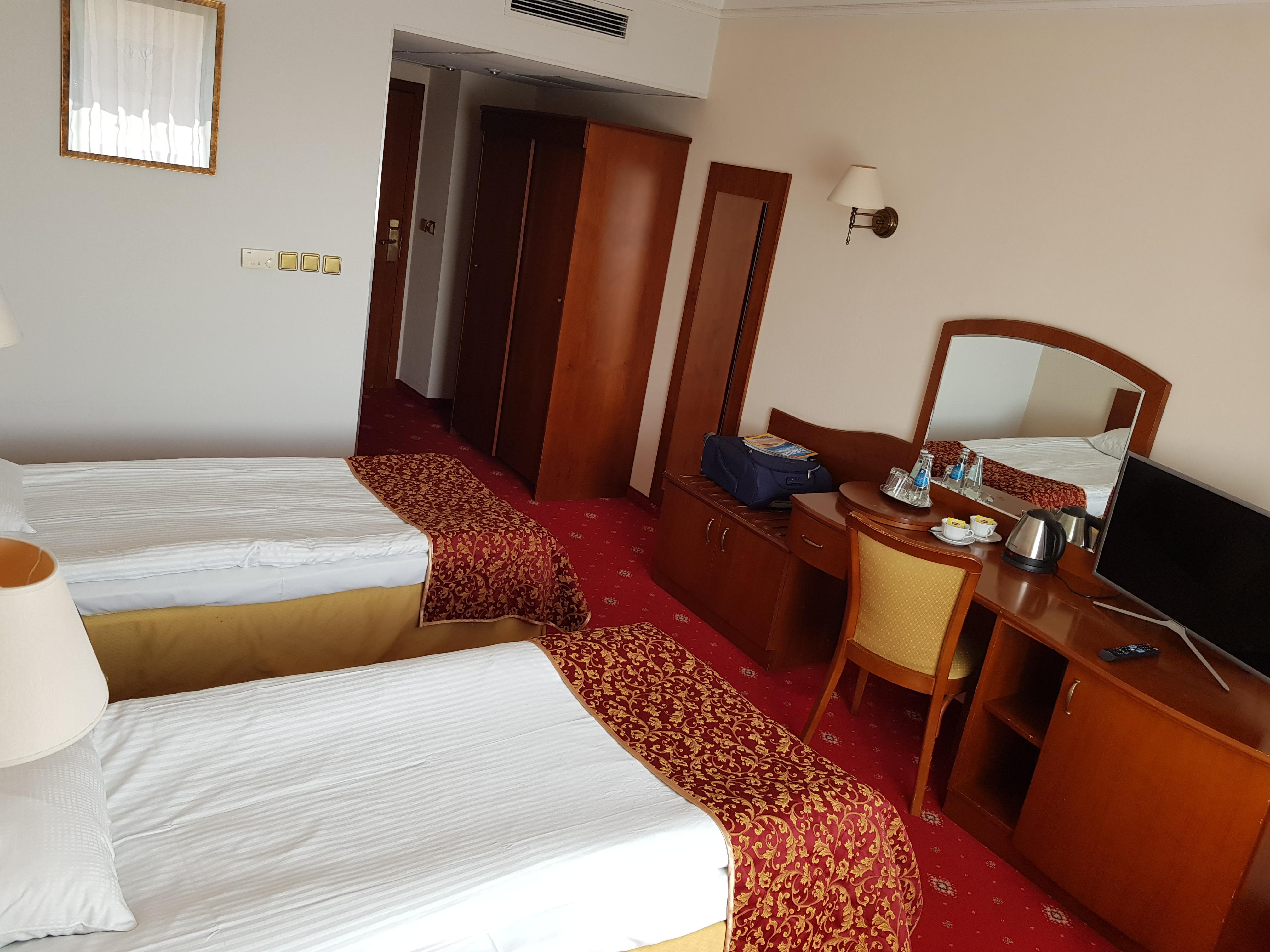 קרקוב Hotel Sympozjum & Spa מראה חיצוני תמונה