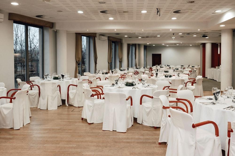 קרקוב Hotel Sympozjum & Spa מראה חיצוני תמונה