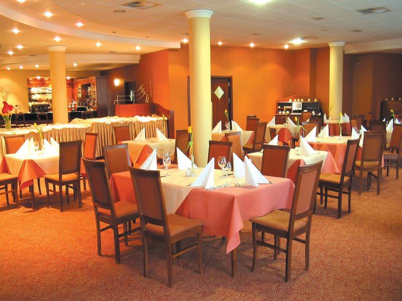 קרקוב Hotel Sympozjum & Spa מראה חיצוני תמונה