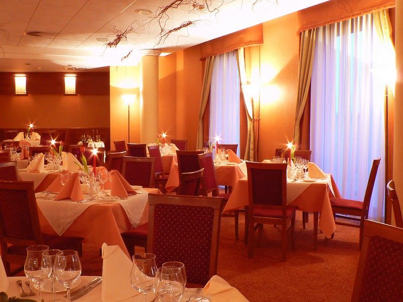 קרקוב Hotel Sympozjum & Spa מראה חיצוני תמונה